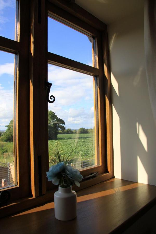 The Granary Self Catering Cottage ชรูว์สเบอรี ภายนอก รูปภาพ